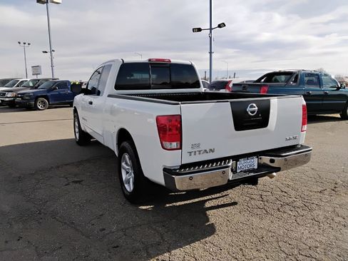 Used 2008 Nissan Titan SE image 7