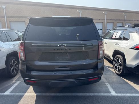 Used 2021 Chevrolet Tahoe Z71 w/ Z71 Signature Package AWD/4WD image 8