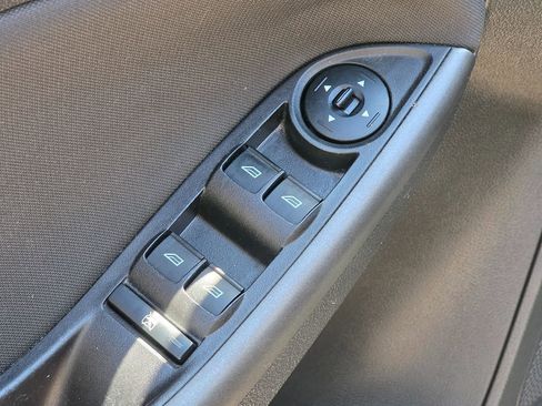 Used 2017 Ford Focus SEL FWD image 27