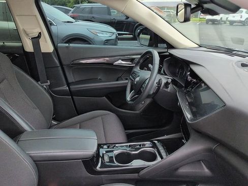 Used 2022 Buick Envision Preferred FWD image 10