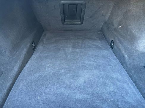 Used 2019 BMW 750i xDrive w/ Executive Package image 27