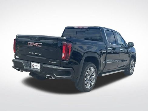 Used 2023 GMC Sierra 1500 Denali w/ Denali Reserve Package AWD/4WD image 7