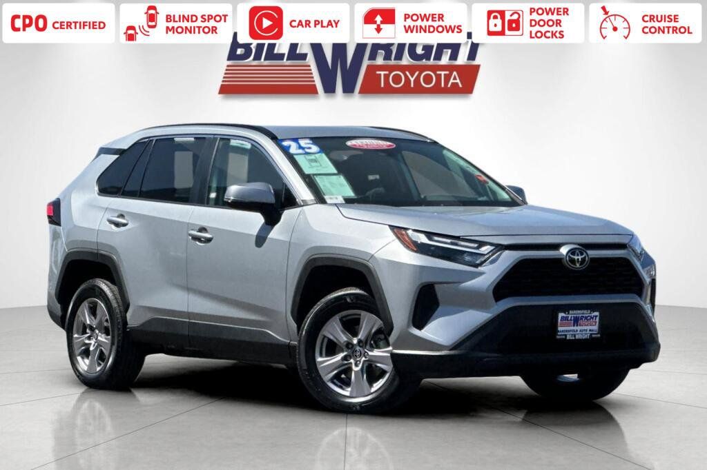Certified 2025 Toyota RAV4 XLE AWD/4WD image 1