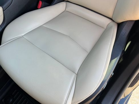Certified 2018 Cadillac XT5 FWD image 13