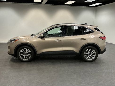 Used 2021 Ford Escape SEL AWD/4WD image 2