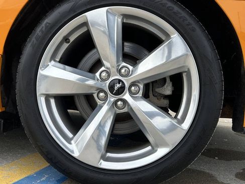 Used 2019 Ford Mustang GT Premium image 32