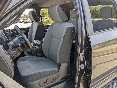 Used 2024 RAM 2500 Big Horn image 32