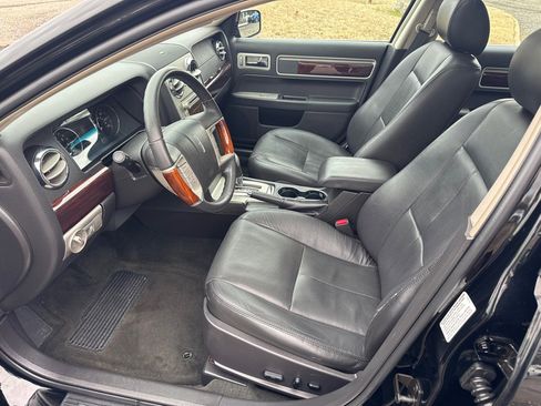Used 2007 Lincoln MKZ image 26