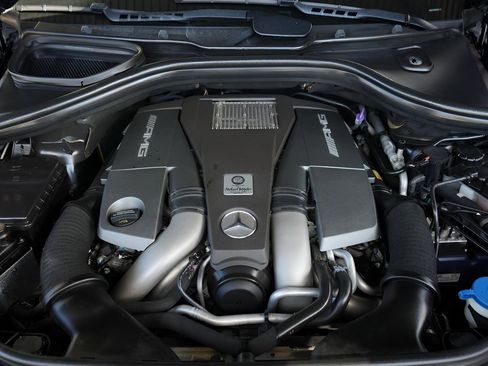 Used 2019 Mercedes-Benz GLE 63 AMG 4MATIC w/ Premium 3 Package image 16