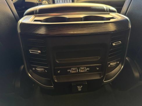 Used 2024 RAM 1500 Laramie AWD/4WD image 27