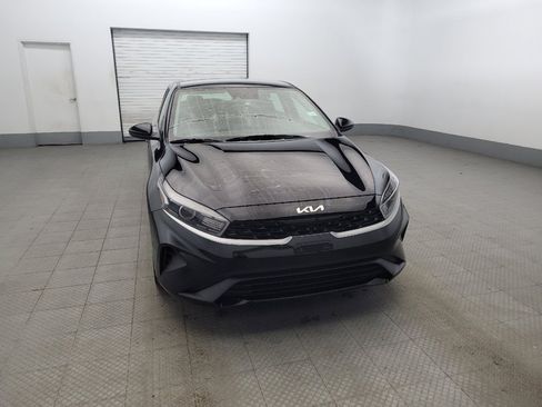 Used 2023 Kia Forte LXS image 14