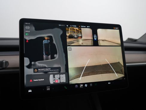 Used 2024 Tesla Model Y Long Range AWD/4WD image 24