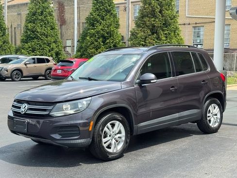 Used 2016 Volkswagen Tiguan S AWD/4WD image 7