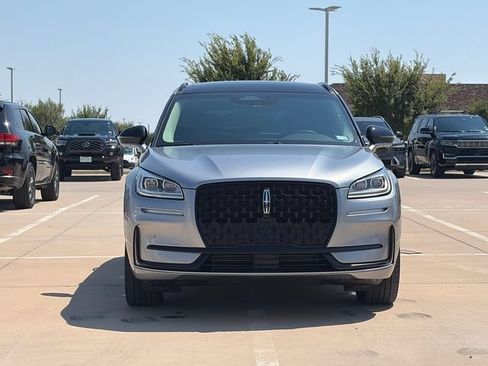 Used 2024 Lincoln Corsair Reserve w/ Equipment Group 201A FWD image 2