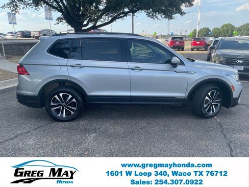 Used 2022 Volkswagen Tiguan S FWD image 2