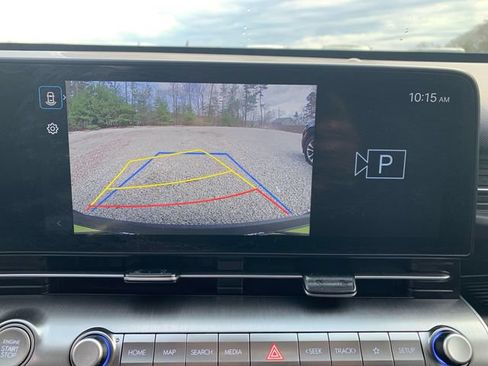 Used 2025 Hyundai Kona SEL AWD/4WD image 25