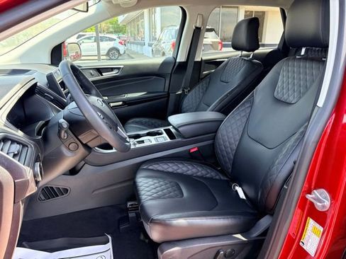 Used 2024 Ford Edge Titanium w/ Equipment Group 301A AWD/4WD image 18