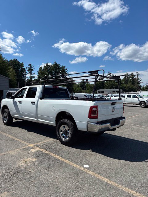 Used 2024 RAM 2500 Tradesman w/ Chrome Appearance Group AWD/4WD image 5