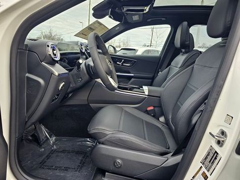 New 2026 Mercedes-Benz GLC 300 4MATIC image 17