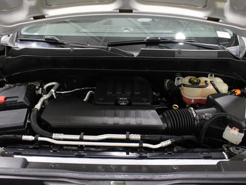 Used 2021 Chevrolet Silverado 1500 Custom AWD/4WD image 37