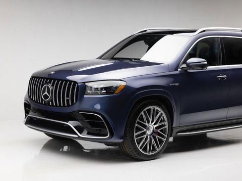 Used 2024 Mercedes-Benz GLS 63 AMG 4MATIC image 33