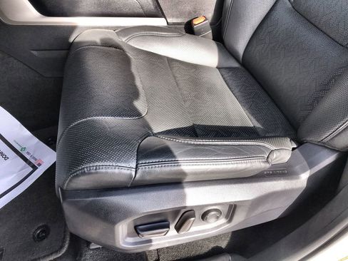 Used 2023 Toyota Tundra SR5 w/ SR5 Premium Package image 12