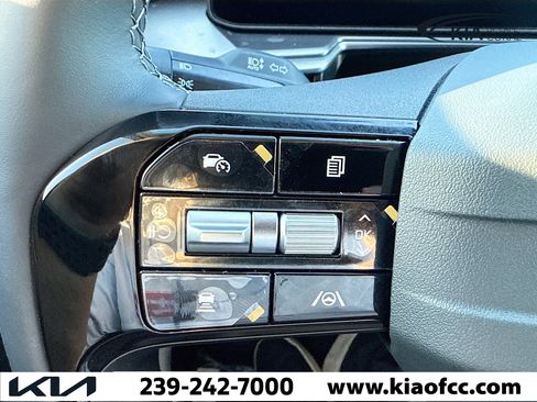 New 2026 Kia Sorento LX image 36