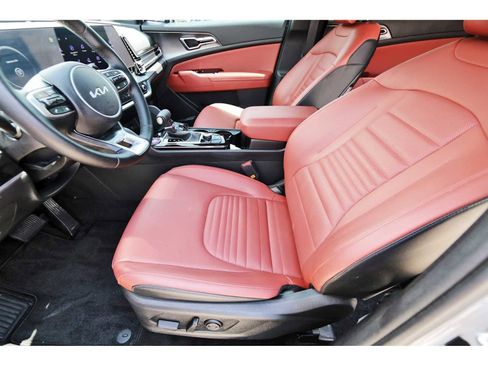 Used 2025 Kia Sportage SX FWD image 11