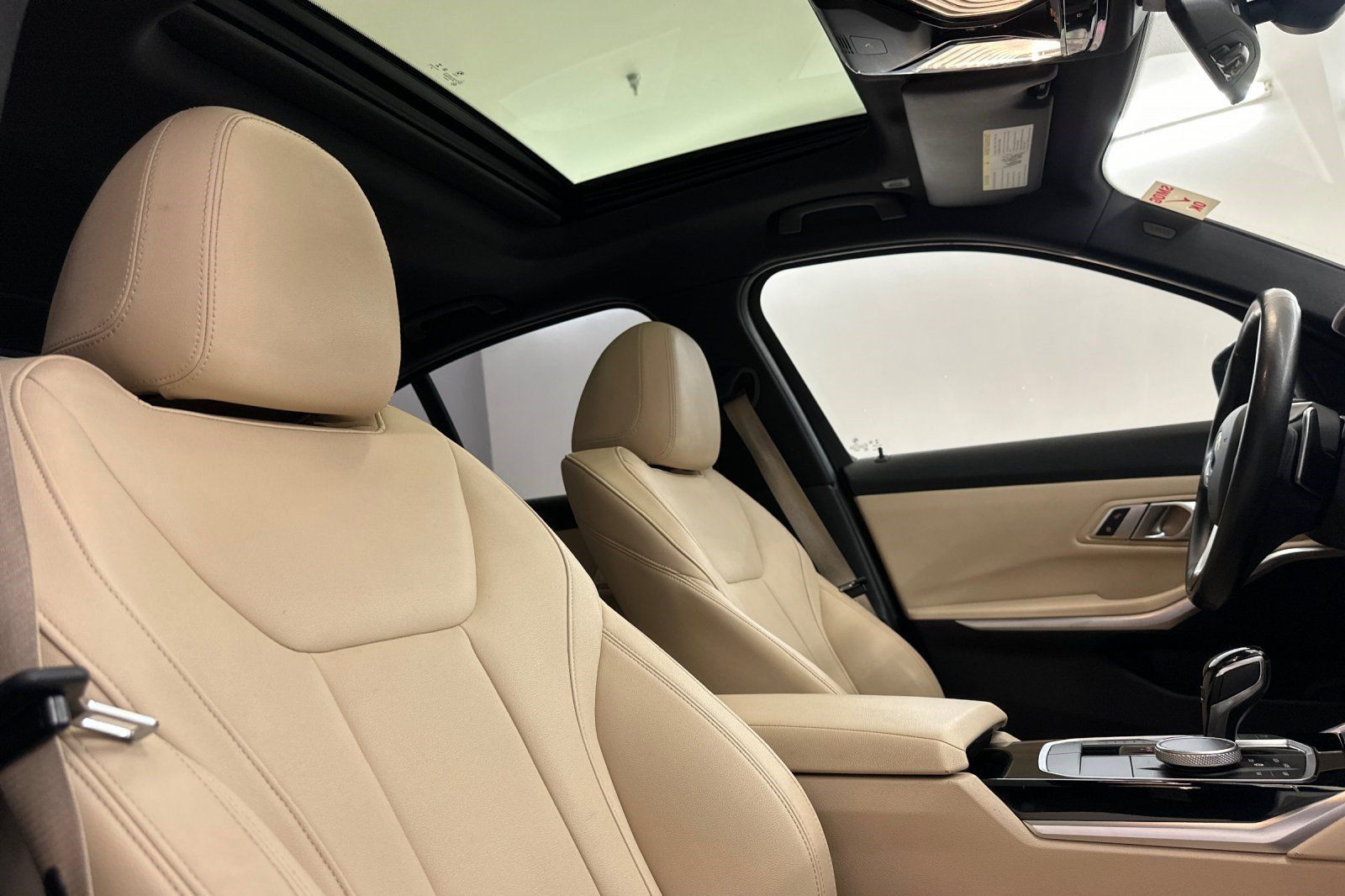 Used 2019 BMW 330i Sedan w/ Convenience Package RWD image 25