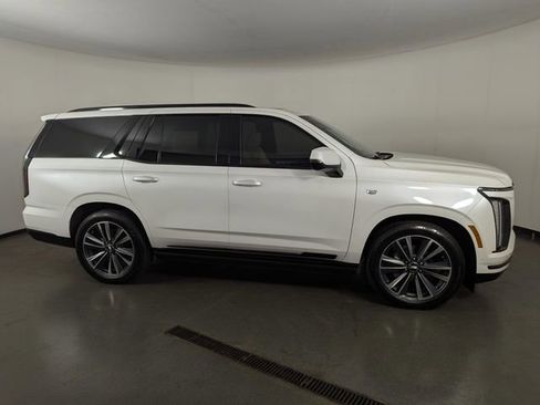 Used 2025 Cadillac Escalade Sport w/ Touring Package AWD/4WD image 8