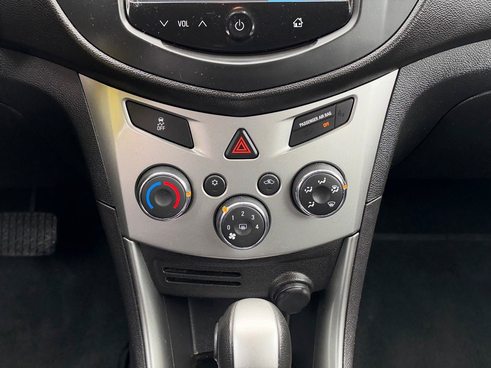 Used 2016 Chevrolet Trax LT FWD image 11