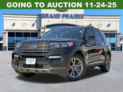 Certified 2024 Ford Explorer XLT w/ Equipment Group 202A