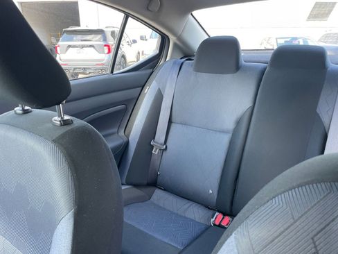 Used 2025 Nissan Versa SV image 30