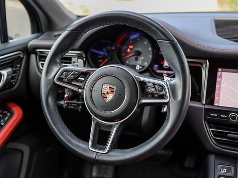 Used 2021 Porsche Macan S AWD/4WD image 21