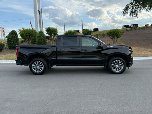 Used 2021 Chevrolet Silverado 1500 RST w/ LPO, Blackout Package AWD/4WD image 6