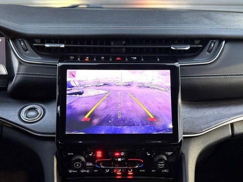 Used 2021 Jeep Grand Cherokee L Limited image 26