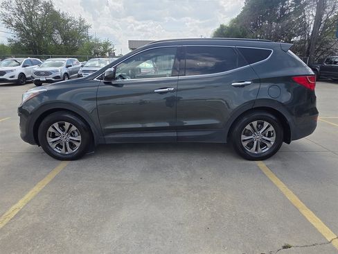 Used 2013 Hyundai Santa Fe Sport image 2