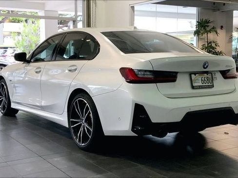 Used 2023 BMW 330e w/ M Sport Package RWD image 5
