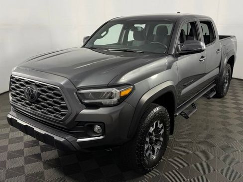 Used 2023 Toyota Tacoma TRD Off-Road w/ Black Out Package (TMS) AWD/4WD image 30