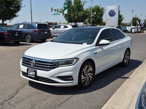 Used 2021 Volkswagen Jetta SEL Premium FWD image 10