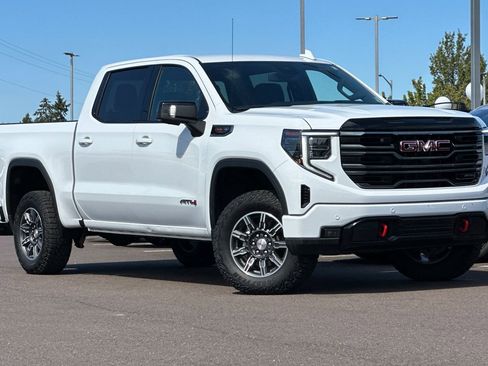 Used 2025 GMC Sierra 1500 AT4 AWD/4WD image 2