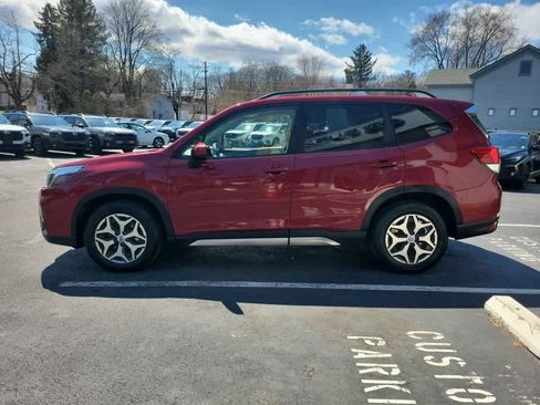 Used 2019 Subaru Forester Premium image 7