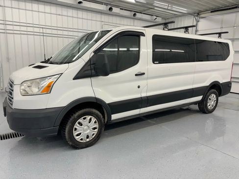 Used 2015 Ford Transit 350 XLT image 8