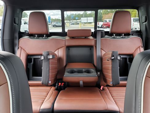 Used 2024 GMC Sierra 1500 Denali Ultimate image 32