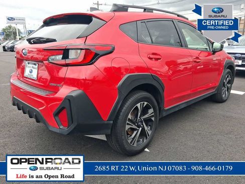 Used 2024 Subaru Crosstrek 2.0i Premium AWD/4WD image 3