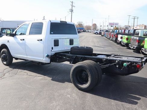 New 2026 RAM 3500 Tradesman image 18