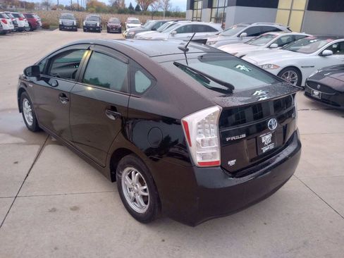 Used 2010 Toyota Prius One image 3