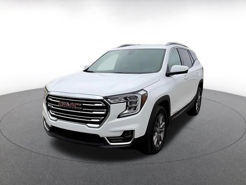 Used 2024 GMC Terrain SLT AWD/4WD image 7