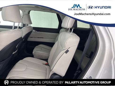 Used 2025 Hyundai Palisade Calligraphy image 32