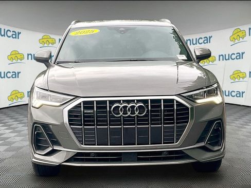 Used 2025 Audi Q3 2.0T Premium AWD/4WD image 2